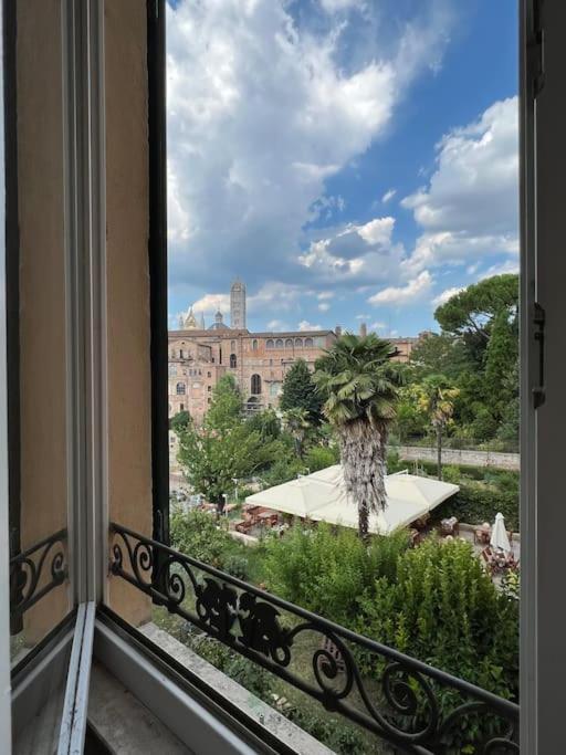 Appartamento A Due Passi Dal Duomo Siena Buitenkant foto